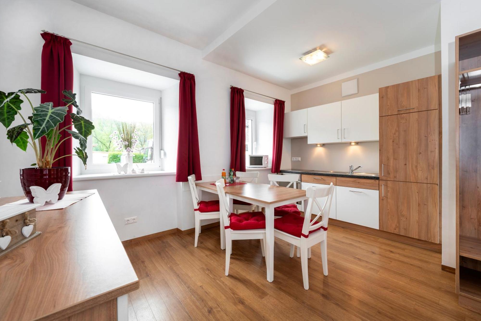 Pension Gschaider Payerbach Exterior photo