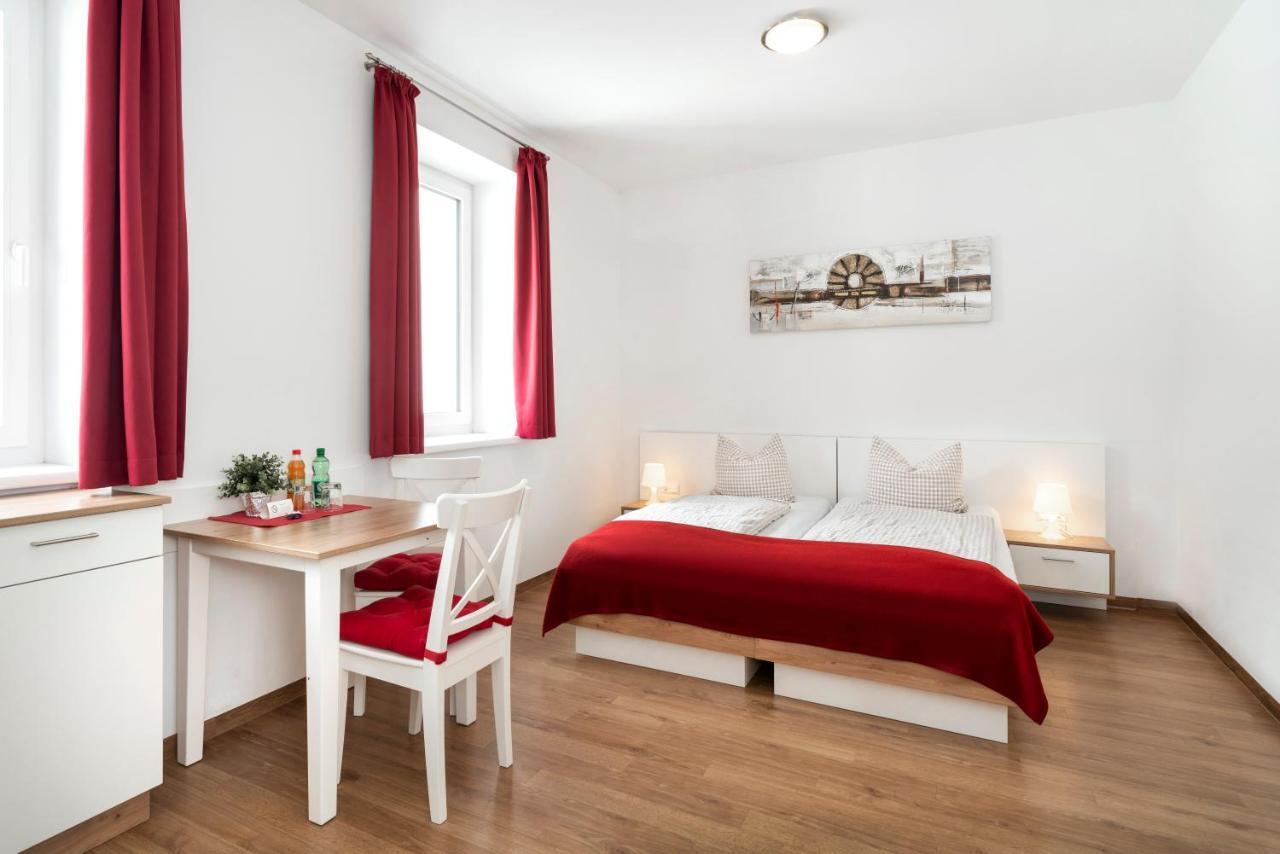 Pension Gschaider Payerbach Exterior photo